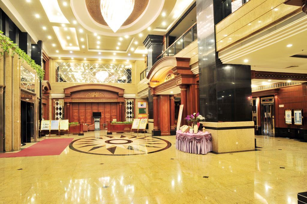 Weifang Internation Financial Hotel Экстерьер фото